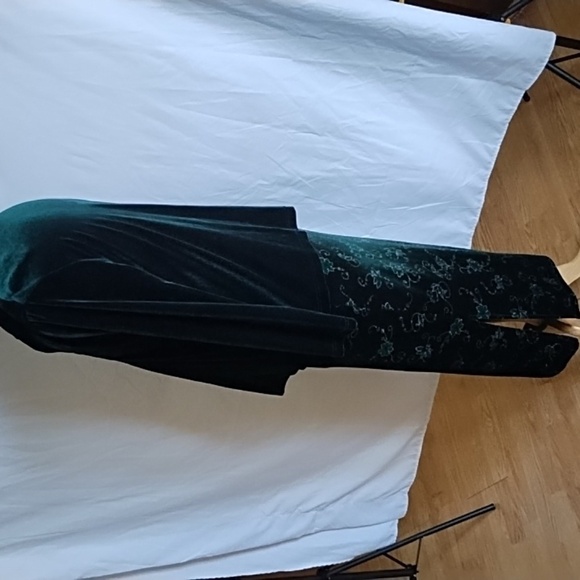 2 piece set  green velvet - Picture 7 of 10